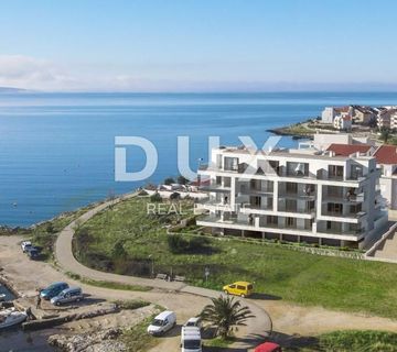 OTOK PAG, POVLJANA - Luksuzni trosobni apartman prvi red do mora - cover