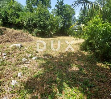 OPATIJA, POBRI - građevinsko zemljište 594m2 za obiteljsku kuću/  villu / apartmane / kuće za iznajmljivanje - odmor s bazenom  - cover