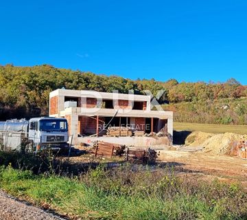 ISTRA, LABIN - Novogradnja modernog dizajna s bazenom - cover