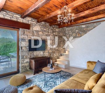 ISTRA, BUZET - Rustikalna vila s bazenom i velikom okućnicom - cover
