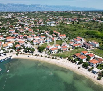 ZADAR, VRSI - Građevinsko zemljište na 30m od mora - cover