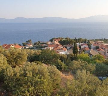 GRADAC, PODACA - zemljište sa izuzetnim pogledom na more - cover