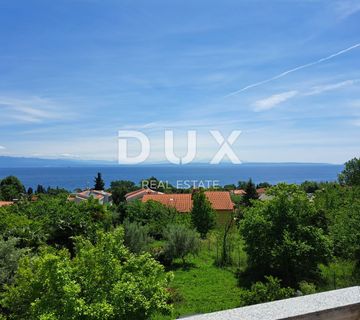 OPATIJA, OPRIĆ - obiteljska kuća s tri stambene jedinice na parceli od 1890 m2  - cover