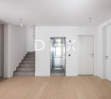 OPATIJA, CENTAR- penthouse u novogradnji 396m2 s panoramskim pogledom na more i s krovnom terasom s bazenom - cover