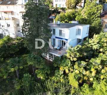 OPATIJA, CENTAR - villa 205 m2 s panoramskim pogledom na more + 700 m2 okućnica!!! PRILIKA!!! - cover