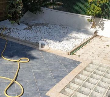 ISTRA, POREČ - Stan 1 km od mora, na novo renoviran - cover