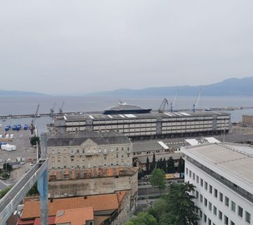 RIJEKA, CENTAR - stan 93m2 panoramski pogled na more i grad - cover