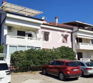 OTOK KRK, BAŠKA - Trosobni apartman u blizini mora - cover