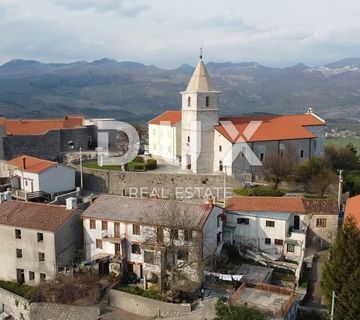 GROBNIK- autohtona kuća sa pogledom  - cover