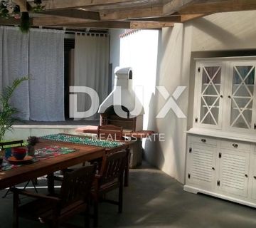 ISTRA, PREMANTURA Dvije kuće za odmor s bazenom - PORED MORA!! - cover