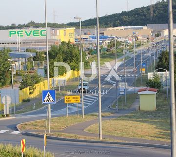 KUKULJANOVO INDUSTRIJSKA ZONA - građevinsko zemljište 5670m2 uz glavnu cestu za poslovni prostor / halu - cover