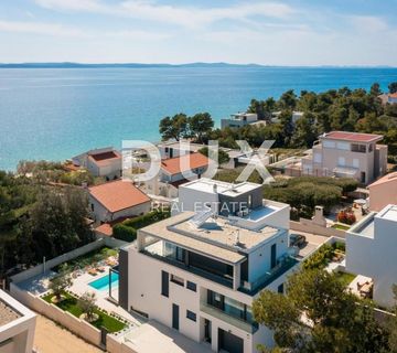 ZADAR, PETRČANE - Luksuzna vila s bazenom 50 m od mora - cover