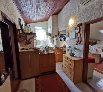 ISTRA - PULA - 2S+DB stan u centru 72m2 - cover