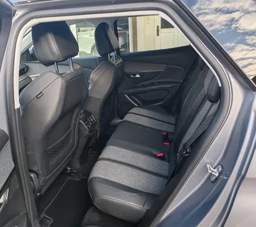 Peugeot 3008 1,2 PureTech - cover