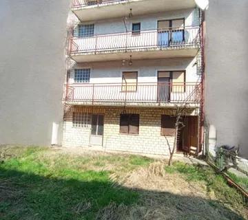 Kuća: Zagreb (Trnovčica), 300.00 m2 = 4 etaže / stana (prodaja) - cover