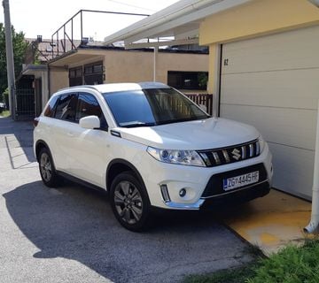Suzuki Vitara 1.0 Premuim, 29700 km, 1. vlasnik, garažiran. - cover