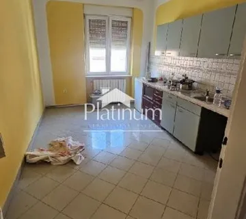 PULA STROGI CENTAR PJEŠAČKA ZONA JEDINSTVENO (prodaja) - cover