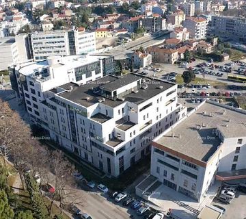 Poslovni prostor Pula (prodaja) - cover