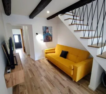 Istra Pazin kuća u nizu s potencijalom - cover