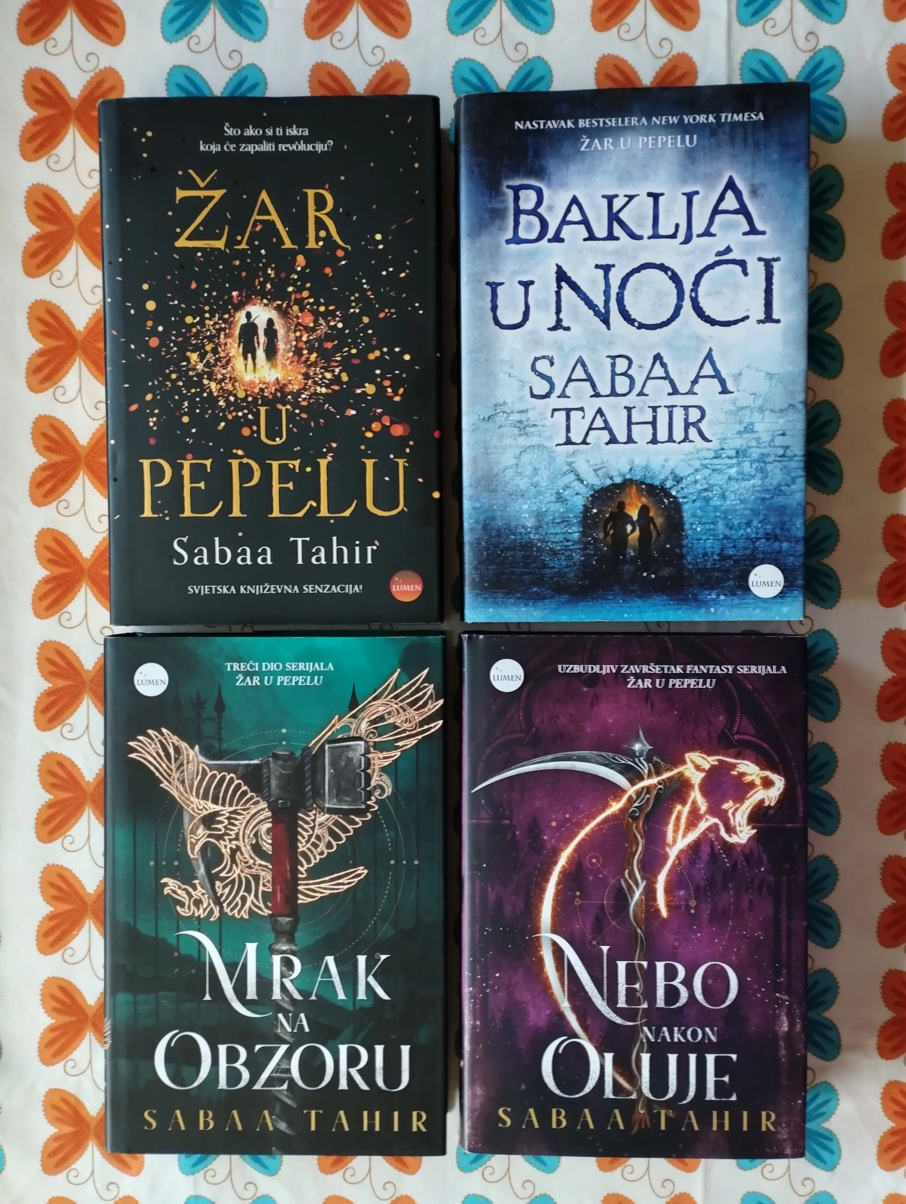 Sabaa Tahir - Žar u pepelu serijal 1 - 4 - cover