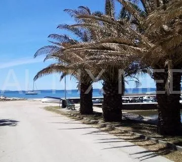 Privlaka-PRIZEMNICA NA ODLIČNOJ LOKACIJI! 150 m do mora! (prodaja) - cover