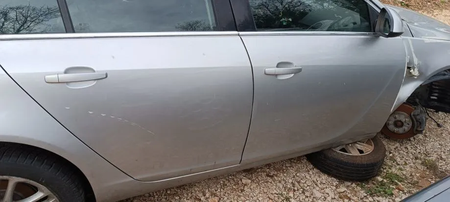 OPEL INSIGNIA 2009-1016 VRATA - cover