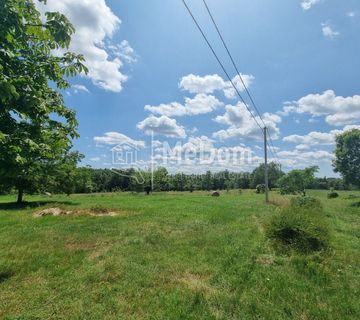 Građevinsko zemljište,3800m2,centralna Istra - cover