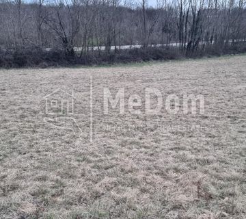 Građevinsko 1230m2,poljoprivrednom 9445m2,centralna Istra - cover