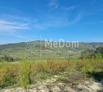 Građevinsko 2855m2,poljopr.742m2,pogled na Motovun - cover