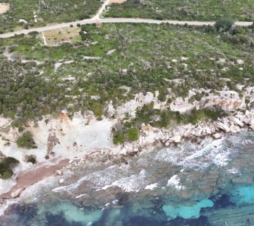 EKSKLUZIVNA PRODAJA ZEMLJIŠTE PRVI RED DO MORA 6.000m2 OREBIĆ, PELJEŠAC - cover
