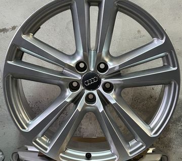 Audi original alu felge 5x112 20" / 4 komada - cover