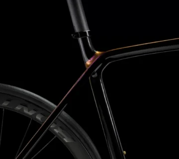 Bicikl Trek Emonda SLR 7 2024 Axinite Flip'Black - cover