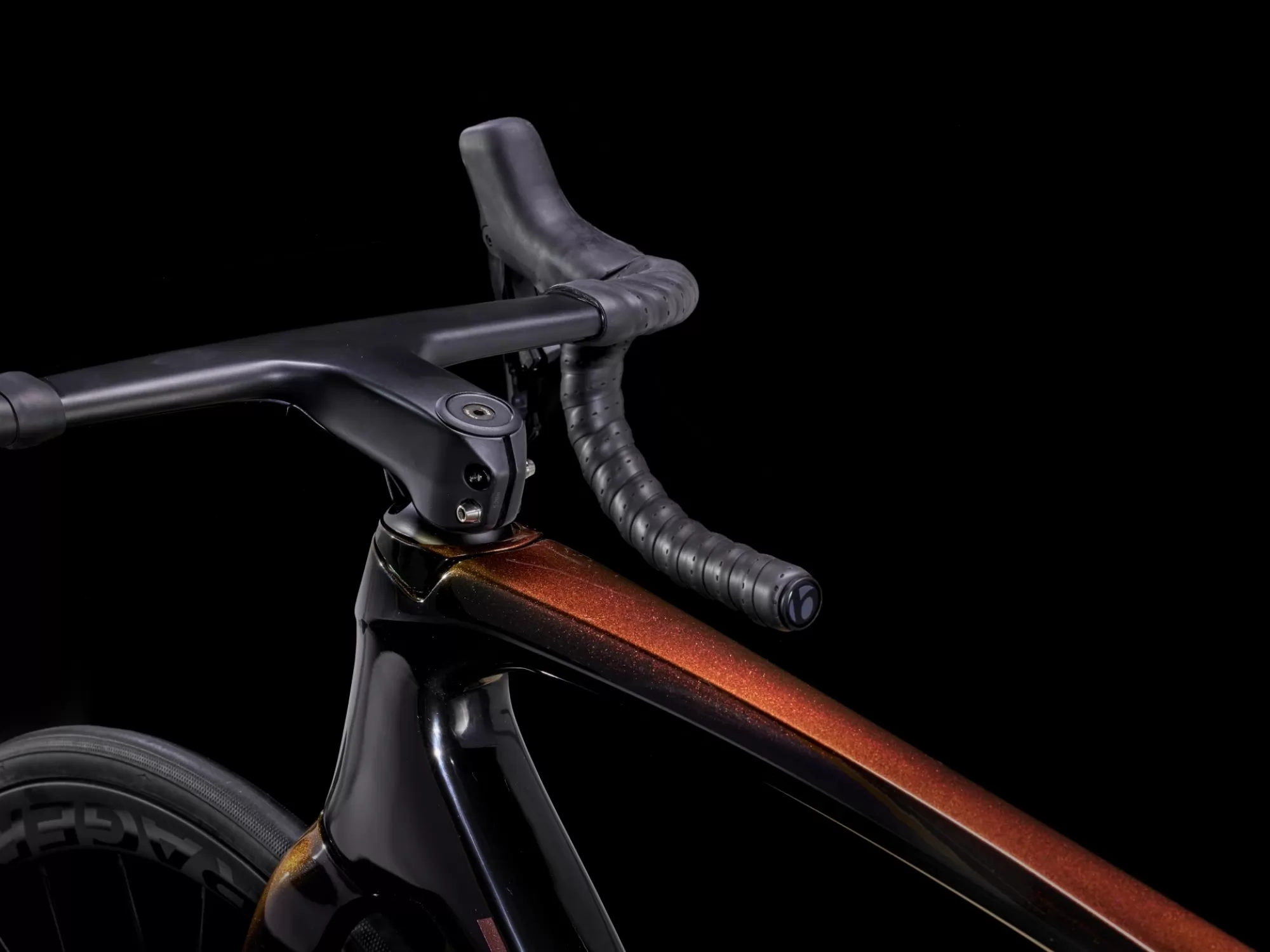 emonda-slr-7-2024-axinite-flip-black-37567-17017747588182