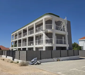 PLOVANIJA - trosoban penthouse - 122m2 - Zadar