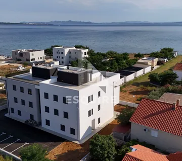 PRIVLAKA - Trosoban stan S6 na 1. katu, USELJIVO - 107m2