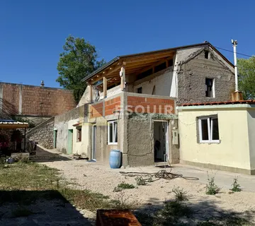 DRAČEVAC NINSKI – Kuća s velikom okućnicom, maslinikom i velikim potencijalom za uređenje!! - Dračevac Ninski, Poličnik