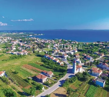 PRIVLAKA - MLETAK - Zemljište s dozvolom za kuću - 475m2