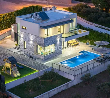 Split - Urban Villa With The View