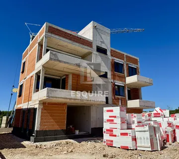PETRČANE – ZG5 jednosoban stan S2 na 1. katu, svega 650 m od mora! - Petrčane, Zadar