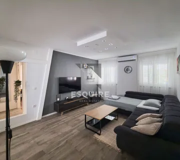 ZADAR - POLUOTOK - Dvosoban stan u visokom prizemlju - 72m2