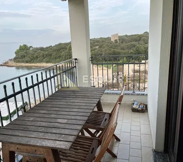 KOŽINO - Dvosoban dvoetažni stan 1. red do mora - 72m2 - Kožino, Zadar