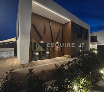 Nin - moderna duplex vila s bazenom od 104 m2!!!
