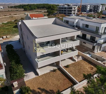 PAG - POVLJANA - Dvosoban stan S2 s vrtom - 94m2