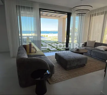 ZATON - Luksuzna četverosobna vila 1. red do mora - 240m2 - Zaton, Nin