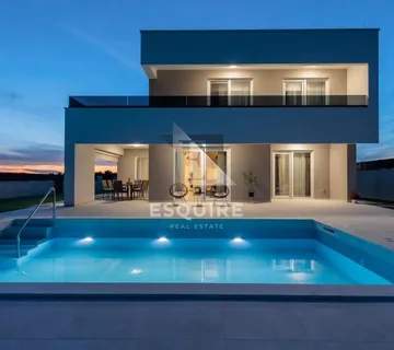 Vrsi - moderna vila od 170 m2 s bazenom!!