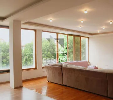 ZADAR - MELADA - Kuća s velikim potencijalom - 270m2