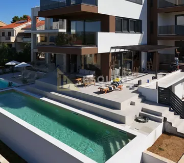 ZADAR - KOŽINO Luksuzan četverosoban stan S1 s grijanim bazenom, 100m od mora - 227m2 - Kožino, Zadar