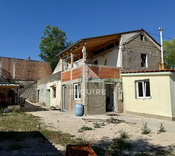 DRAČEVAC NINSKI – Kuća s velikom okućnicom, maslinikom i velikim potencijalom za uređenje!! - Dračevac Ninski, Poličnik