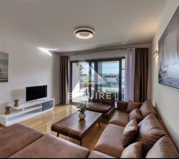 DIKLO - Dvosoban stan s velikim vrtom 30m od mora - 78m2 - Diklo, Zadar
