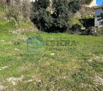 Benkovac građevinsko zemljište 860 m2 prodaja